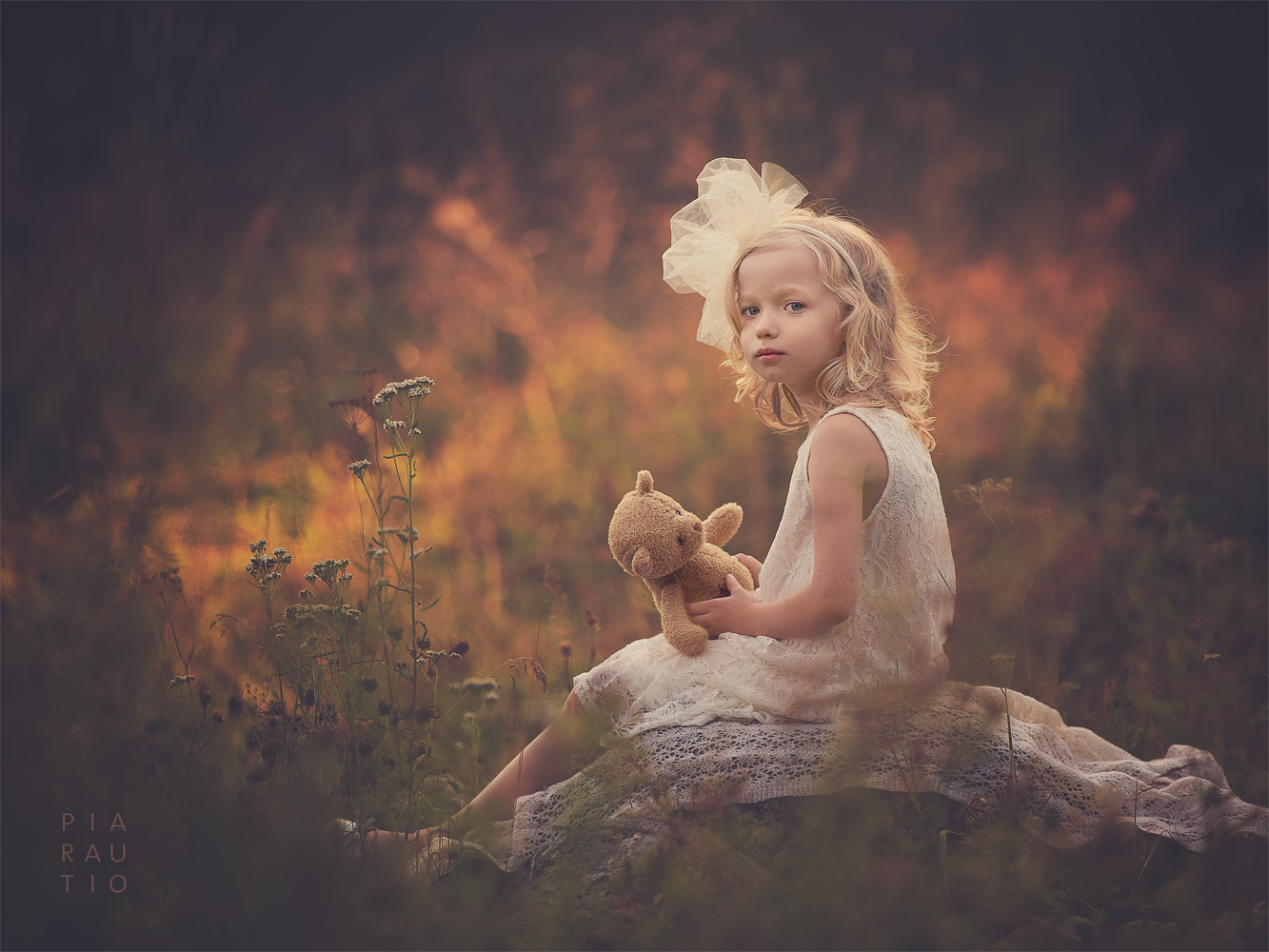 How to Add an Artistic Look to Your Images Combining Lightroom and Photoshop